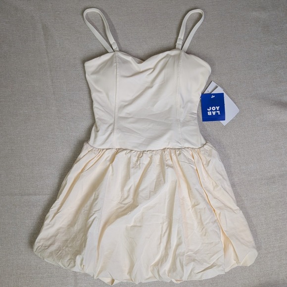 JoyLab Dresses & Skirts - JoyLab Active Dress Womens Small Cream NWT Bubble Hem Bodice Cami Athletic Mini